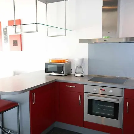 4e Mar2 2 Apartment